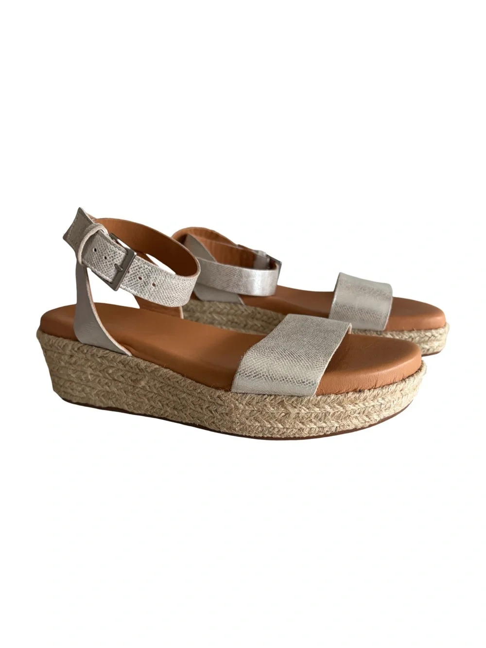 Clarks Kimmie Ivy Silver Metallic Leather Espadrille Wedge Sandals Size 8